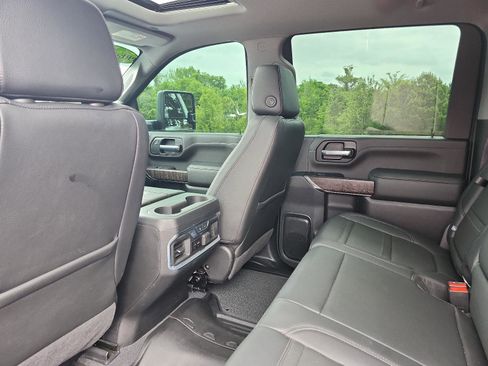 Used 2022 GMC Sierra 2500 Denali w/ Denali Ultimate Package image 15