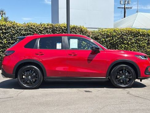 Certified 2026 Honda HR-V Sport image 3
