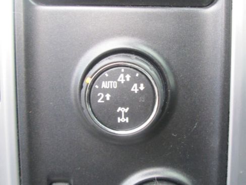 Used 2014 GMC Sierra 1500 SLE image 17