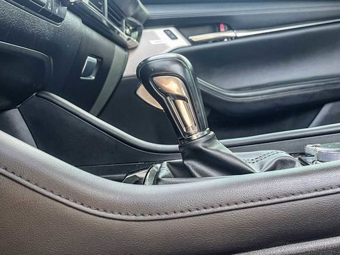 Used 2022 MAZDA MAZDA3 s image 22