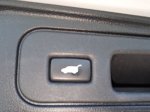 Used 2023 Honda Passport EX-L image 12