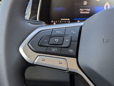 New 2026 Volkswagen Jetta SE FWD image 30