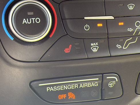 Used 2019 Ford Escape Titanium FWD image 20