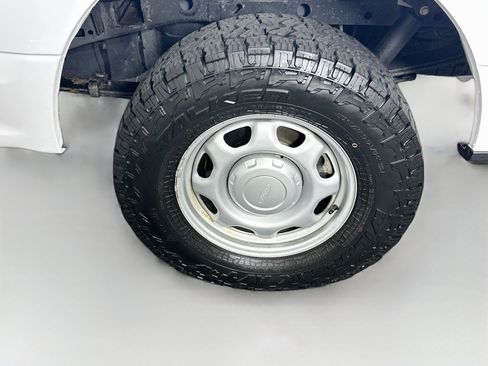Used 2020 Ford F150 XL w/ Equipment Group 101A Mid AWD/4WD image 11