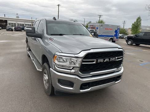 Used 2024 RAM 3500 Tradesman w/ Chrome Appearance Group image 21