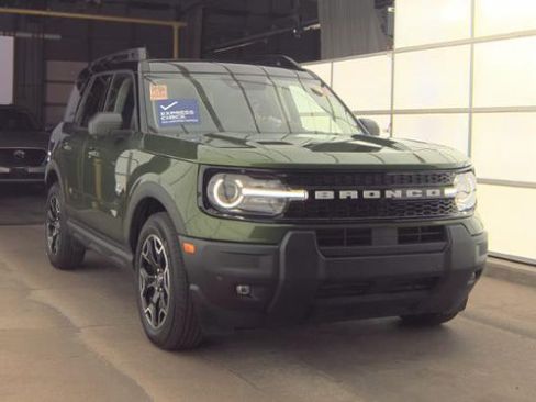Used 2025 Ford Bronco Sport Outer Banks w/ Outer Banks Tech Package+ AWD/4WD image 1