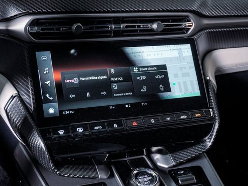 New 2025 Aston Martin Vanquish image 29