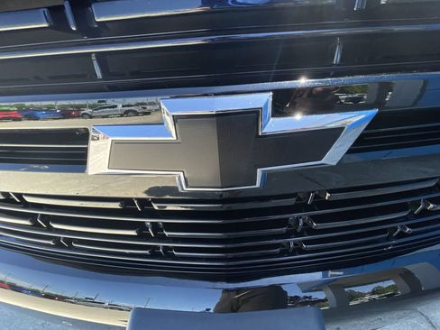 Certified 2023 Chevrolet Suburban RST AWD/4WD image 32