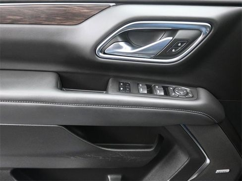 Used 2023 Chevrolet Tahoe Z71 w/ Z71 Off-Road Package image 27