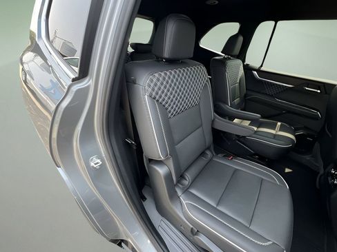 Certified 2024 GMC Acadia Denali w/ LPO, Floor Liner Package image 27