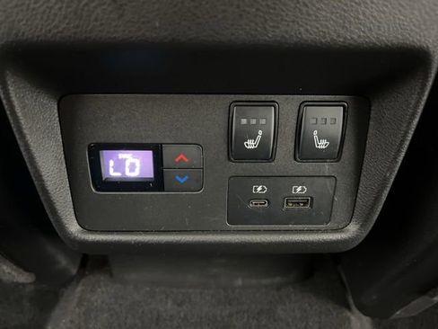 Used 2023 Nissan Rogue Platinum w/ Platinum Premium Package AWD/4WD image 47