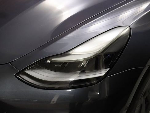 Used 2022 Tesla Model 3 Long Range image 3