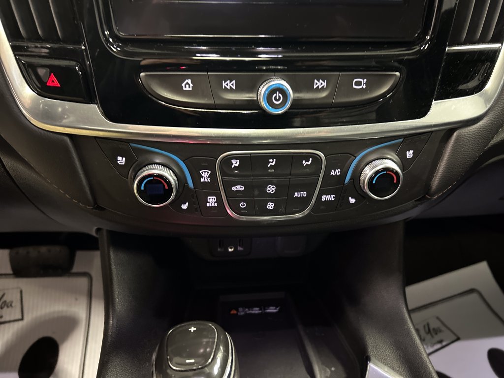 Used 2019 Chevrolet Traverse Premier w/ Redline Edition AWD/4WD image 19