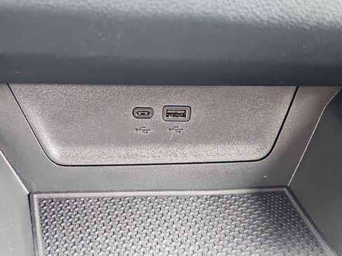 New 2026 Chevrolet Equinox LT w/ LPO, Floor Liner Package AWD/4WD image 16