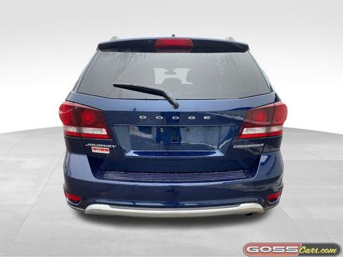 Used 2018 Dodge Journey Crossroad w/ Popular Equipment Group image 4