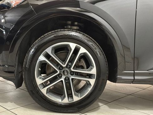 Used 2025 Audi Q5 Premium w/ Convenience Package AWD/4WD image 18