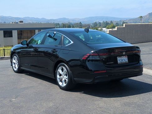Certified 2023 Honda Accord LX image 8