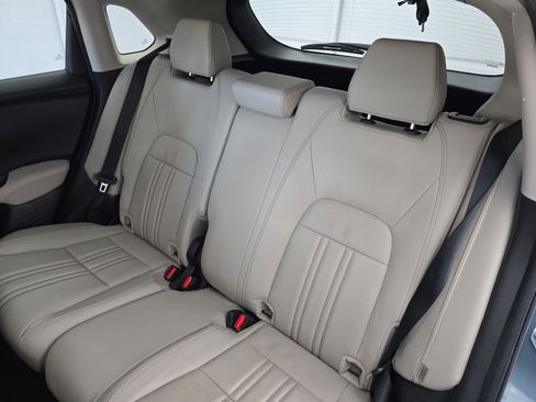 Used 2024 Honda HR-V EX-L image 13