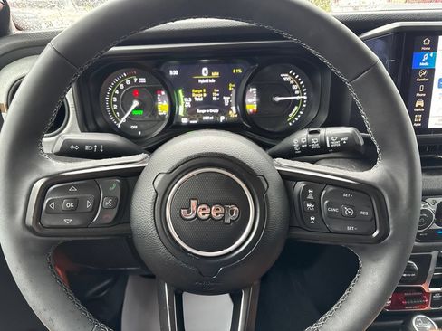 Used 2025 Jeep Wrangler Unlimited Sport S 4xe AWD/4WD image 14