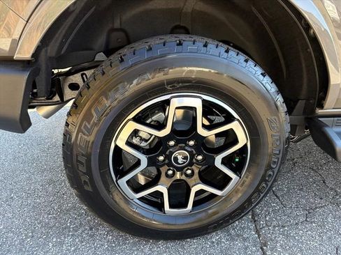 New 2025 Ford Bronco Outer Banks image 24