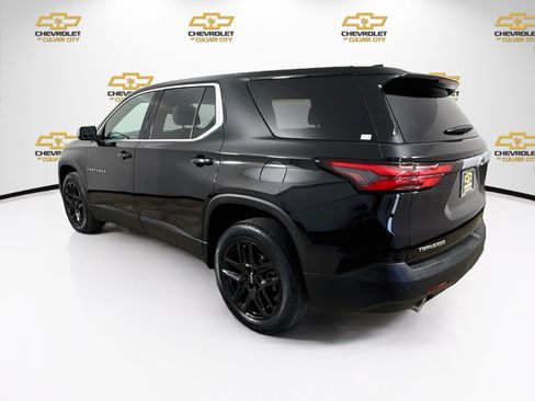 Used 2022 Chevrolet Traverse LS FWD image 6