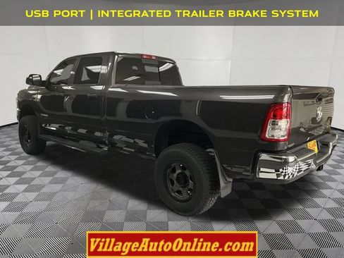 Used 2019 RAM 2500 Tradesman AWD/4WD image 2