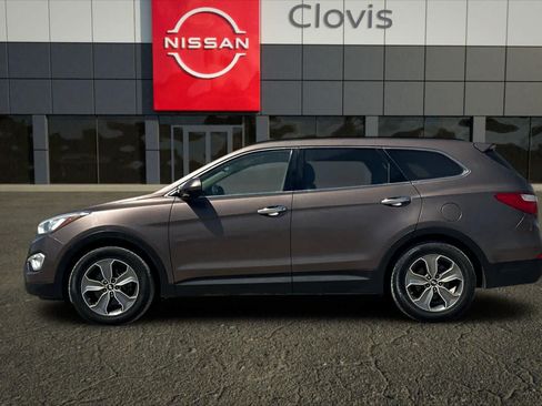 Used 2014 Hyundai Santa Fe GLS FWD image 6