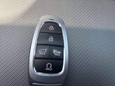 Used 2025 Hyundai Palisade SEL FWD image 25