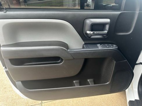 Used 2019 Chevrolet Silverado 3500 W/T w/ WT Convenience Package image 9