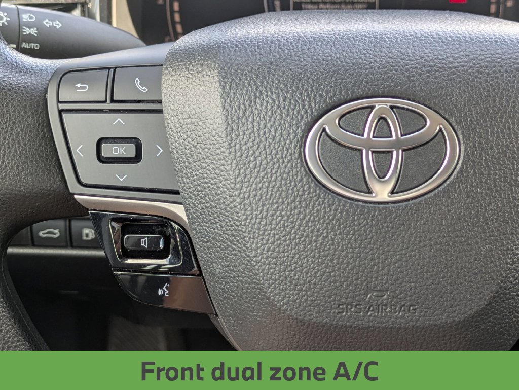 Used 2025 Toyota Camry SE FWD image 19