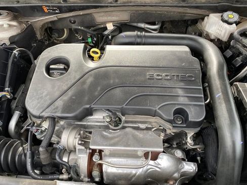 Used 2023 Chevrolet Malibu LT image 21