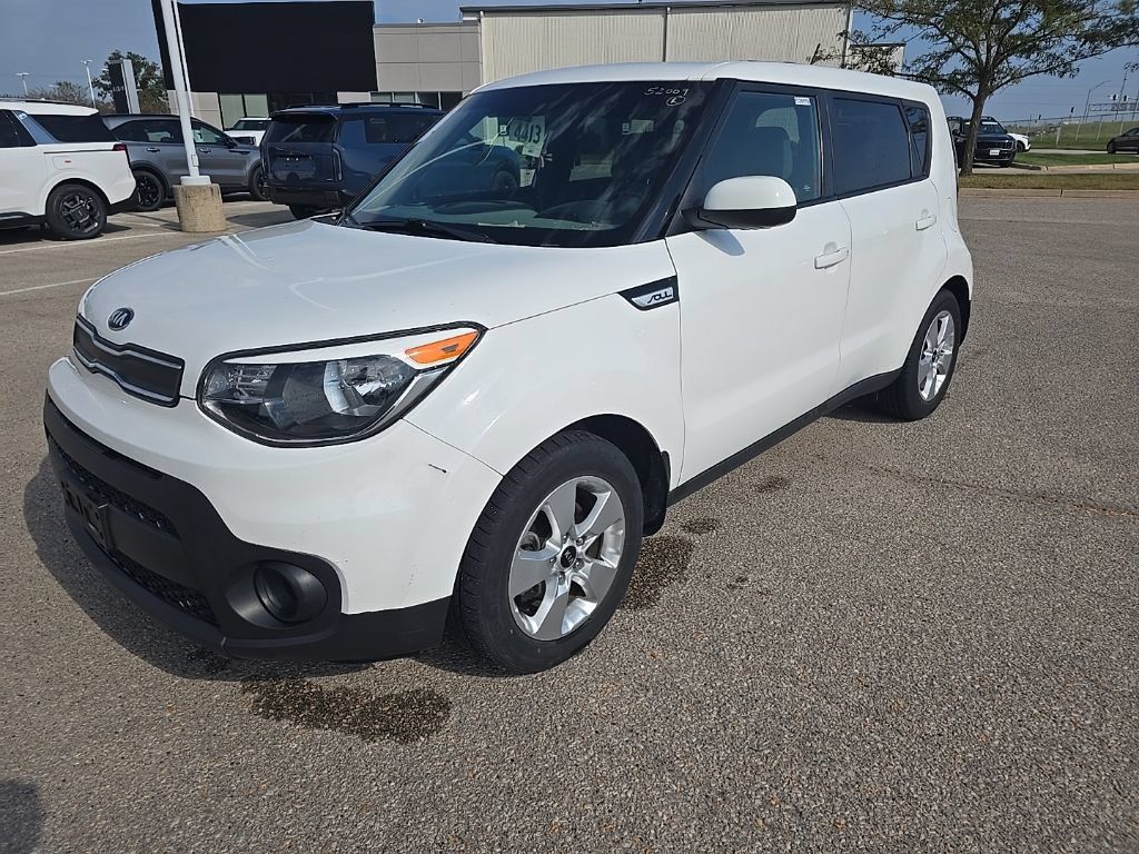 Used 2017 Kia Soul w/ Convenience Package FWD image 4