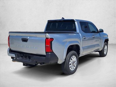 Used 2024 Toyota Tacoma SR5 AWD/4WD image 5