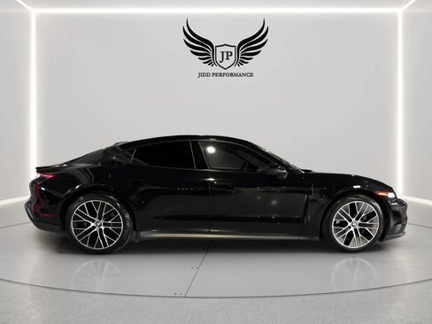 Used 2022 Porsche Taycan RWD image 8