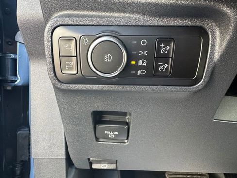 New 2025 Ford Bronco Badlands image 11