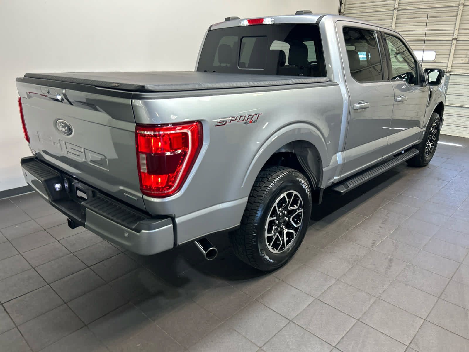 Used 2021 Ford F150 XLT w/ Equipment Group 302A High AWD/4WD image 3