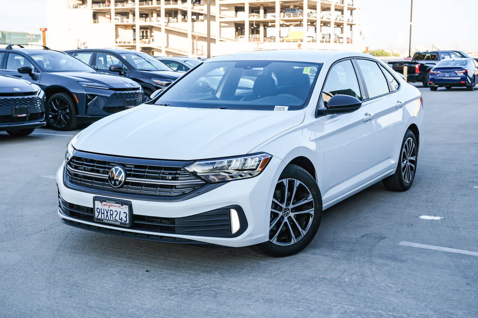 Used 2023 Volkswagen Jetta Sport FWD image 1