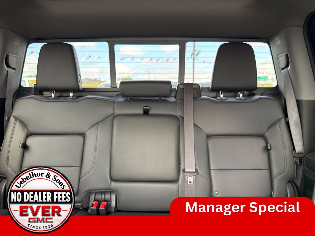 Used 2024 Chevrolet Silverado 1500 LT w/ Leather Package AWD/4WD image 18