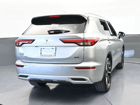 Used 2022 Mitsubishi Outlander SEL image 5