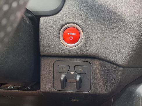Used 2022 Toyota Tundra TRD Pro AWD/4WD image 21