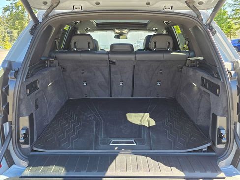 Used 2026 BMW X5 xDrive40i w/ M Sport Package AWD/4WD image 14