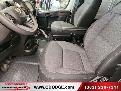 Used 2024 RAM ProMaster 3500 w/ Convenience Group FWD image 17