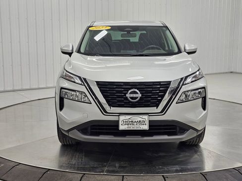 Used 2023 Nissan Rogue SV image 10