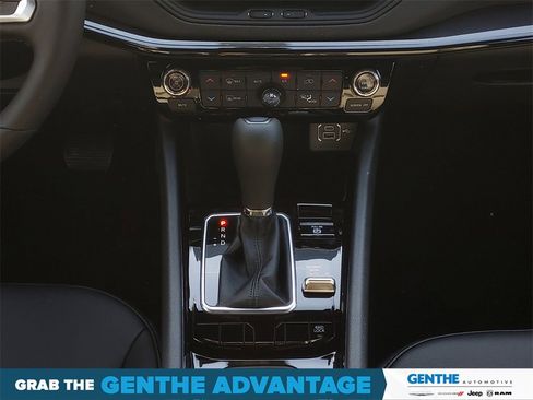 New 2026 Jeep Compass Limited image 25