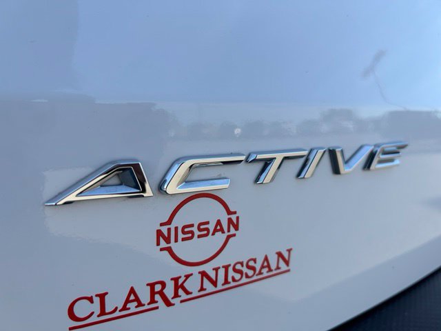 Used 2025 Ford Escape Active AWD/4WD image 10