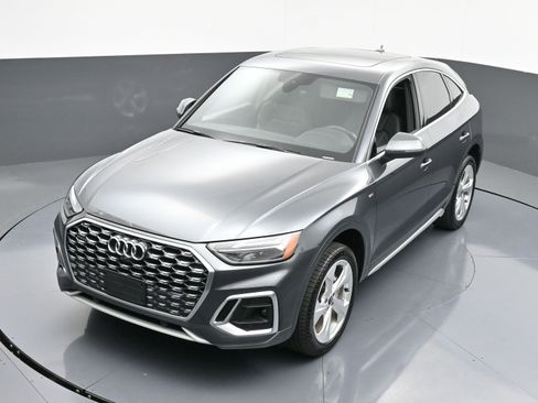 Used 2024 Audi Q5 2.0T Premium Plus w/ Premium Plus Package image 32