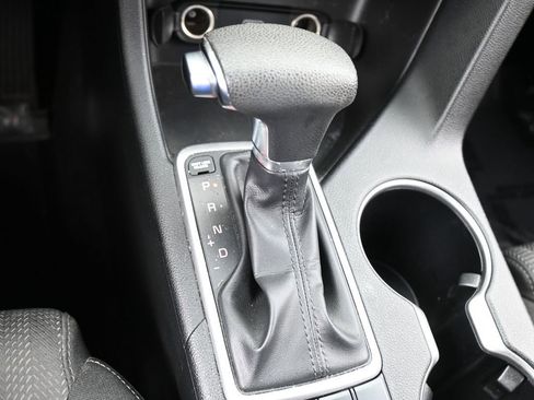 Used 2020 Kia Sportage LX image 24