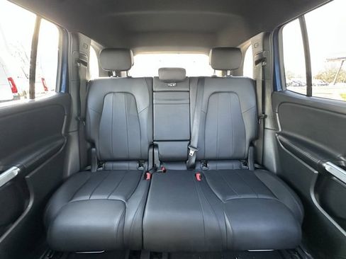 Certified 2024 Mercedes-Benz GLB 250 4MATIC image 17