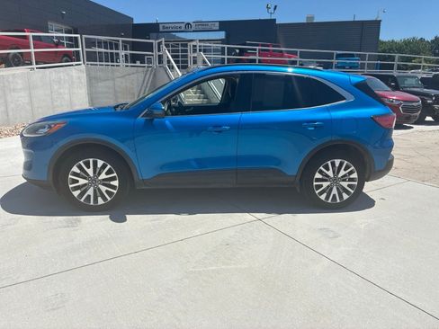 Used 2020 Ford Escape Titanium AWD/4WD image 2