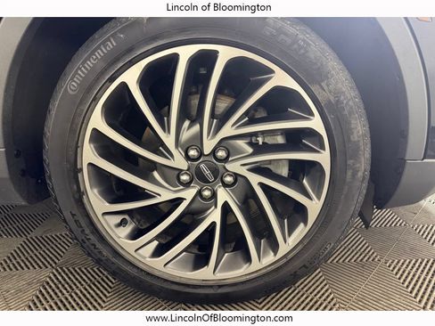 Used 2019 Lincoln Nautilus Reserve AWD/4WD image 24